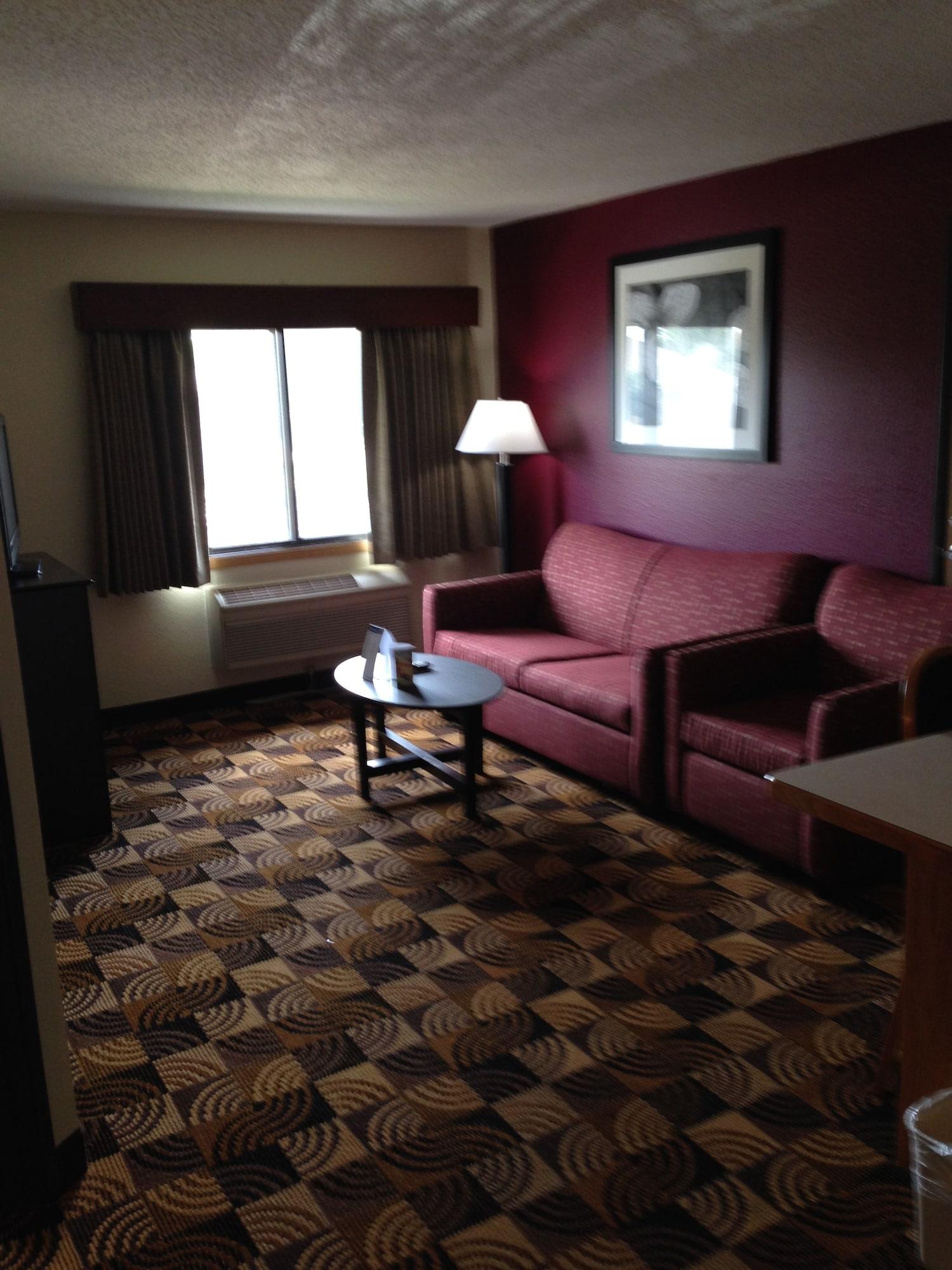 Americinn By Wyndham Elkhorn Near Lake Geneva Exterior photo