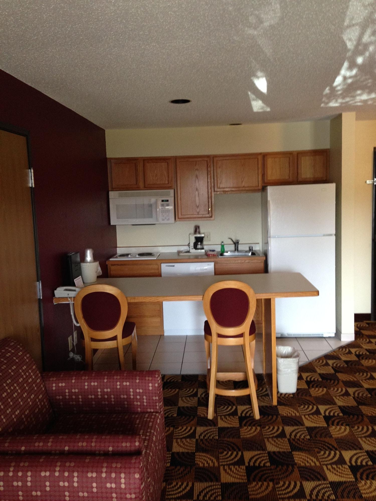 Americinn By Wyndham Elkhorn Near Lake Geneva Exterior photo